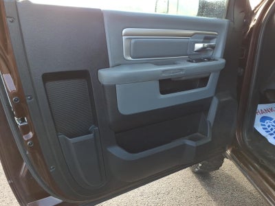 2015 RAM 3500 Chassis Tradesman/SLT