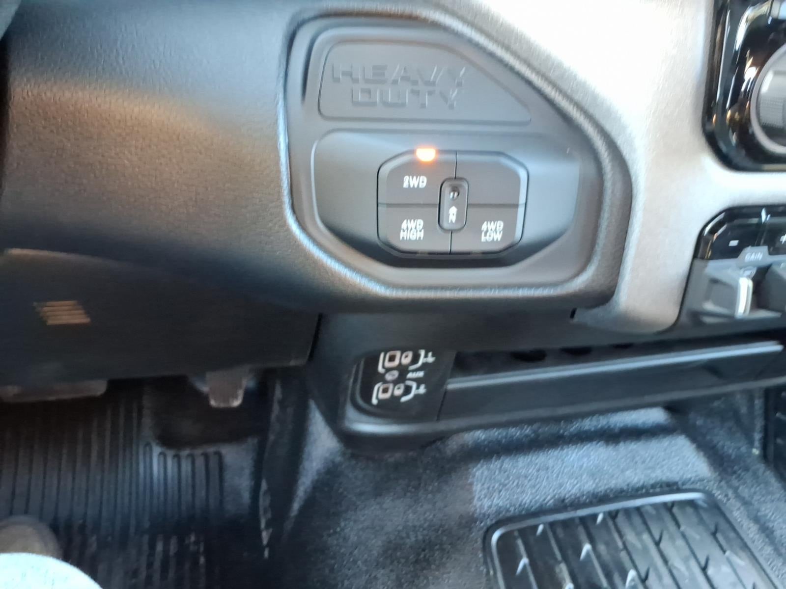 2026 RAM Ram 3500 Chassis Cab RAM 3500 TRADESMAN CREW CAB CHASSIS 4X4 60' CA