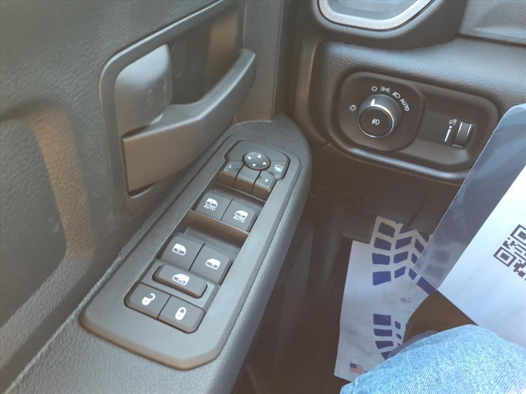 2026 RAM Ram 3500 Chassis Cab RAM 3500 TRADESMAN CREW CAB CHASSIS 4X4 60' CA