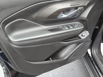 2024 GMC Terrain FWD SLT