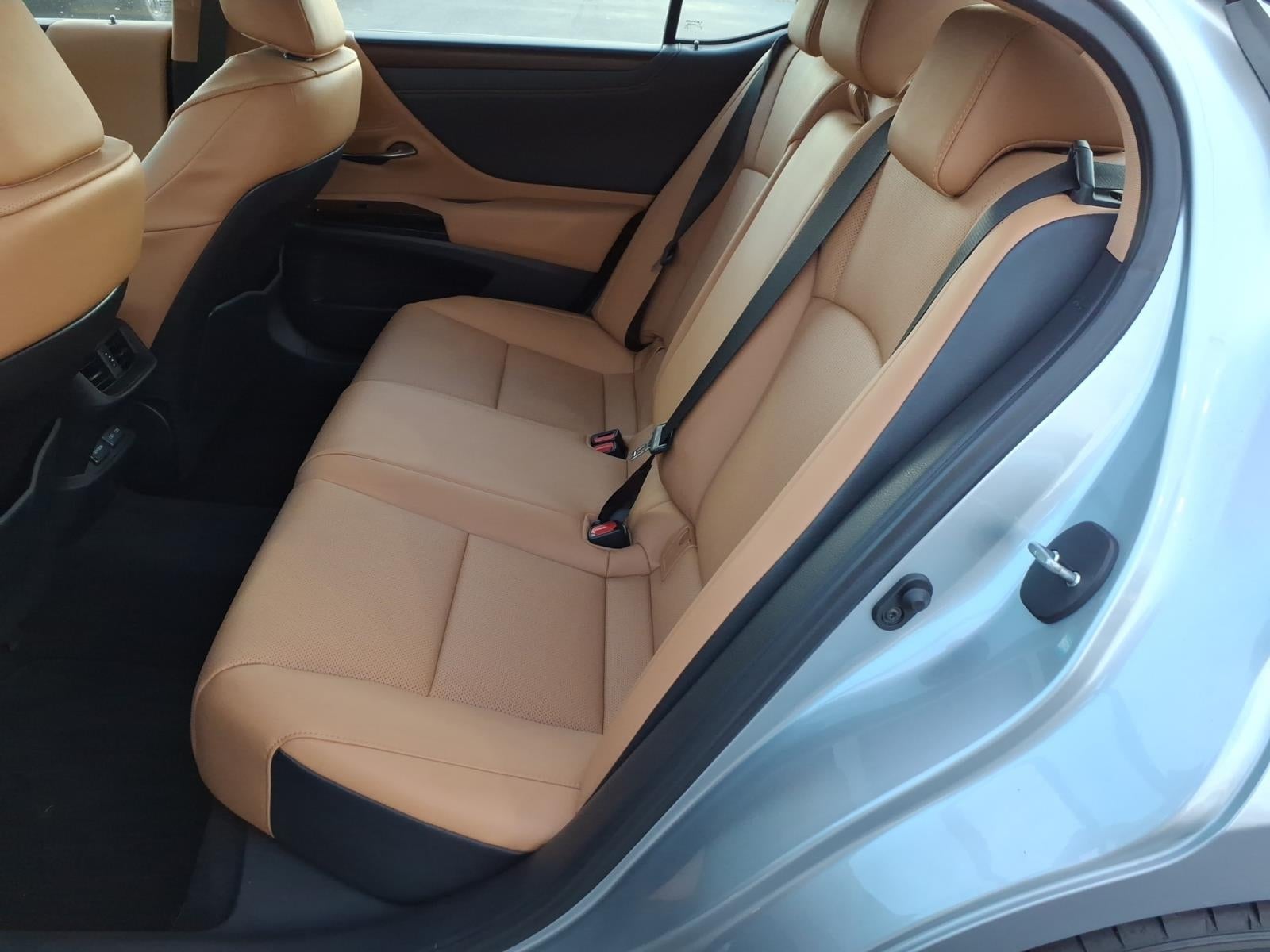 2024 Lexus ES 350 Premium